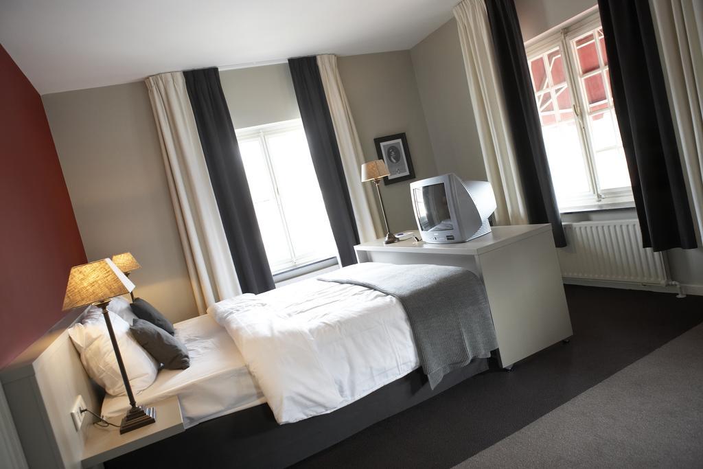 Hotel De Prins ซิตตาร์ด ห้อง รูปภาพ